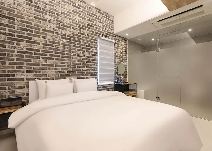 N Hotel